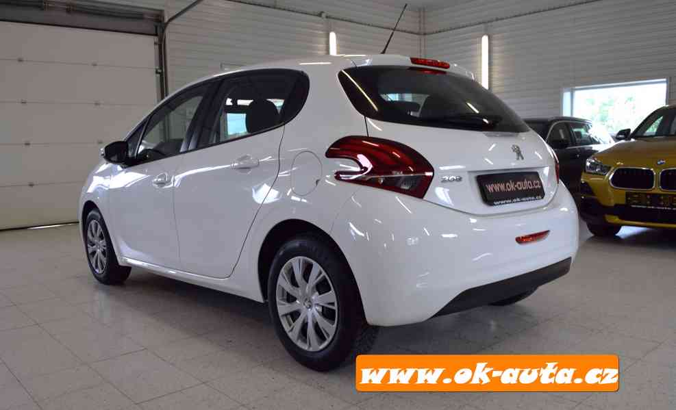 Peugeot 208 1.2 PURE TECH NAVIGACE RV 2019-DPH  - foto 3
