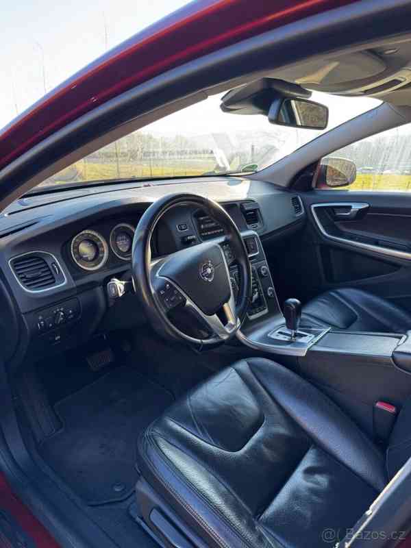 Volvo S60 2,0   2010, 120 kW, 169 000 km - foto 15