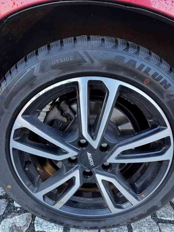 Volvo S60 2,0   2010, 120 kW, 169 000 km - foto 6