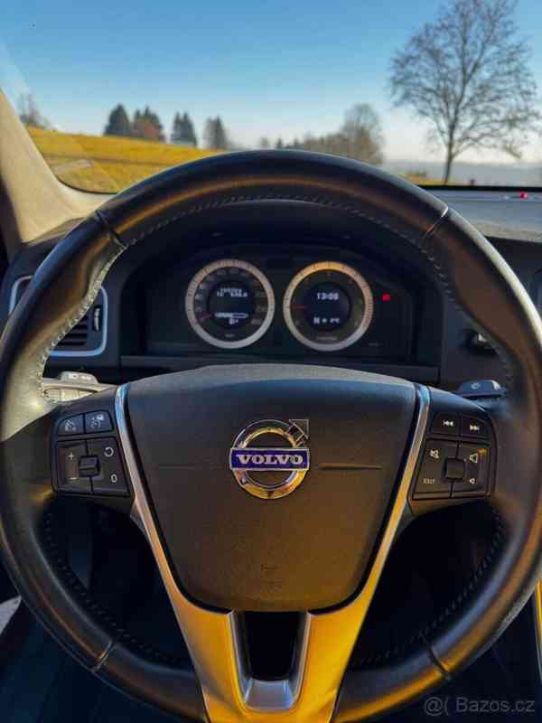 Volvo S60 2,0   2010, 120 kW, 169 000 km - foto 8