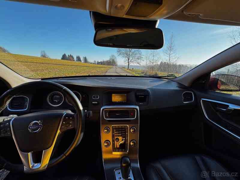 Volvo S60 2,0   2010, 120 kW, 169 000 km - foto 7