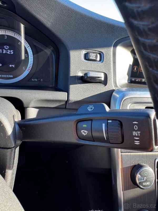 Volvo S60 2,0   2010, 120 kW, 169 000 km - foto 19