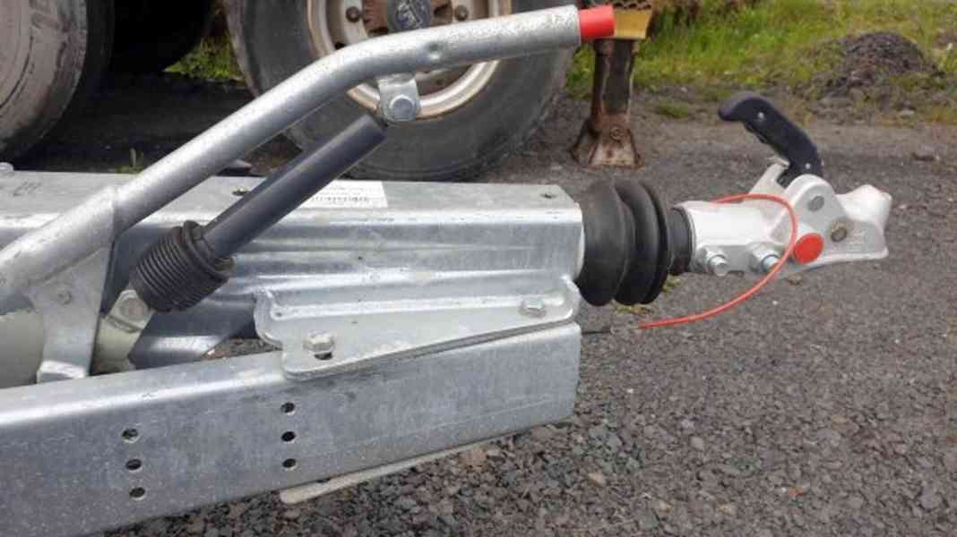 ZÁNOVNÍ 3.5t přívěs plato 3os na 2.7t/5m přepravník plaťák - foto 15