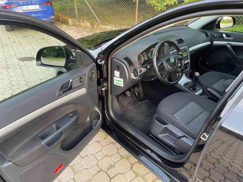 Škoda Octavia 2,0   II 2.0 TDI 81KW - foto 4