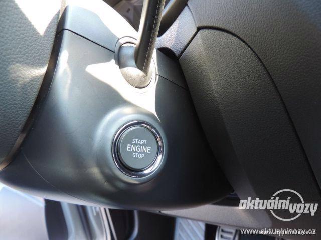 Škoda Octavia 2.0, benzín, r.v. 2015, navigace, kůže - foto 51