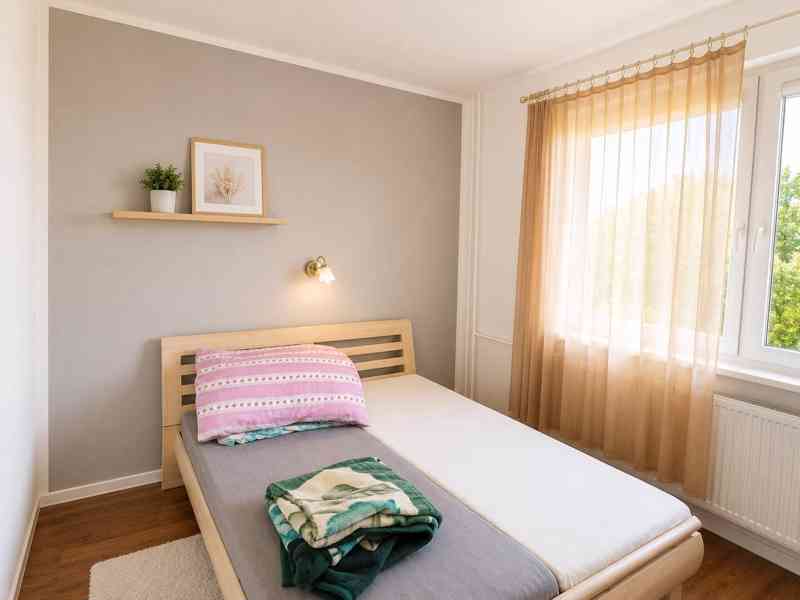  Pronájem bytu 3+1 70 m², Česká Lípa - foto 2