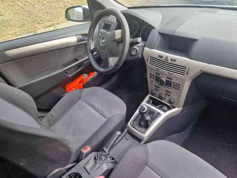Opel Astra H - nova Stk + lpg - foto 5