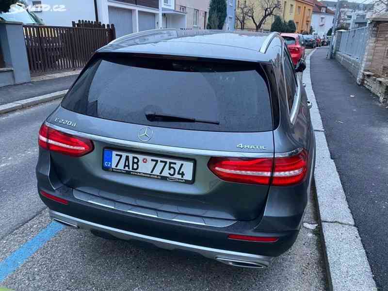 Mercedes-Benz Třídy E 220d 4Matic All Terrain	 - foto 2