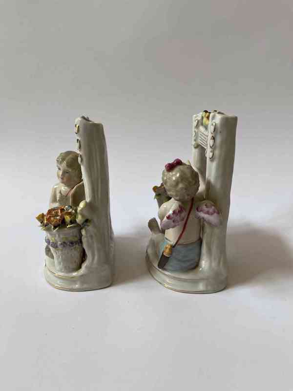 Porcelánový pár andělů amorků - vázičky - foto 3