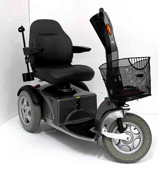 Repasovaný invalidní tříkolový skútr Malibu - foto 1