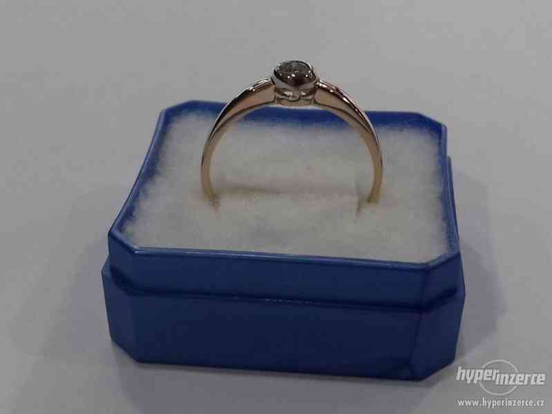Zlatý prsten 14K s diamantem - foto 1