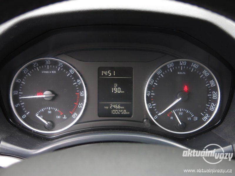 Škoda Octavia 1.6, nafta, vyrobeno 2011 - foto 11