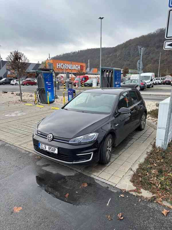 Volkswagen Golf - foto 1