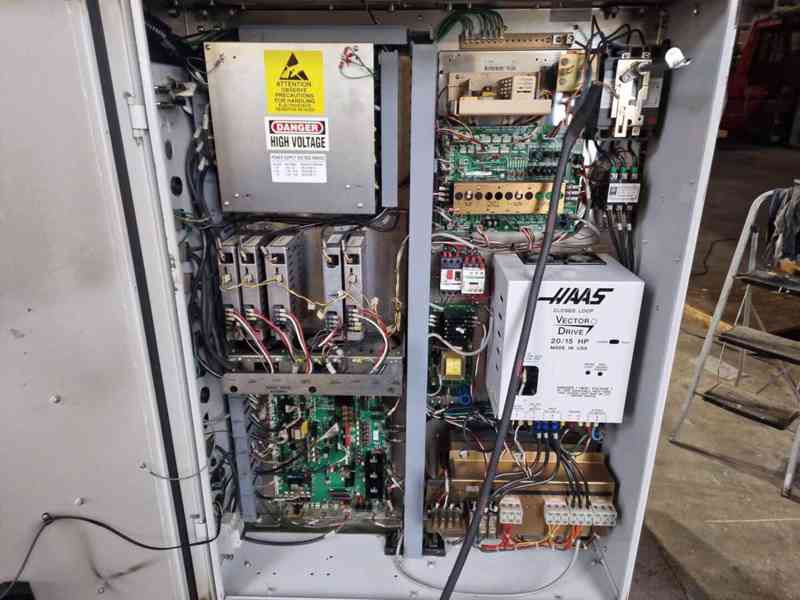 HAAS SL-20 CNC soustruh Live Tools C osa 2005 - foto 4