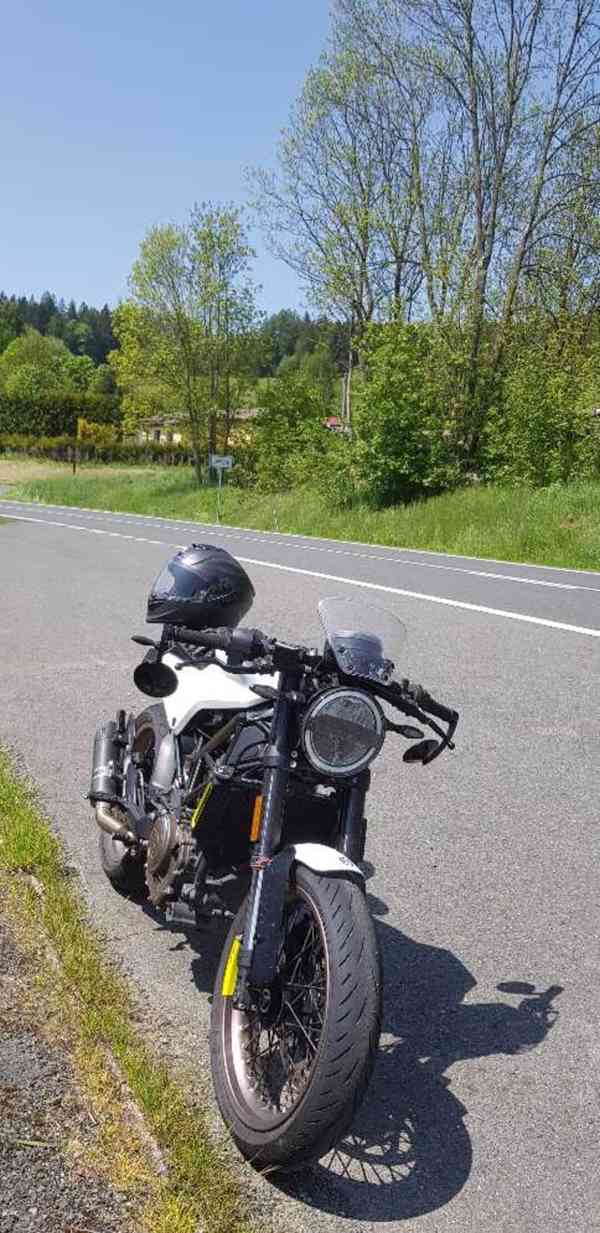 Husqvarna Vitpilen 401 - foto 4