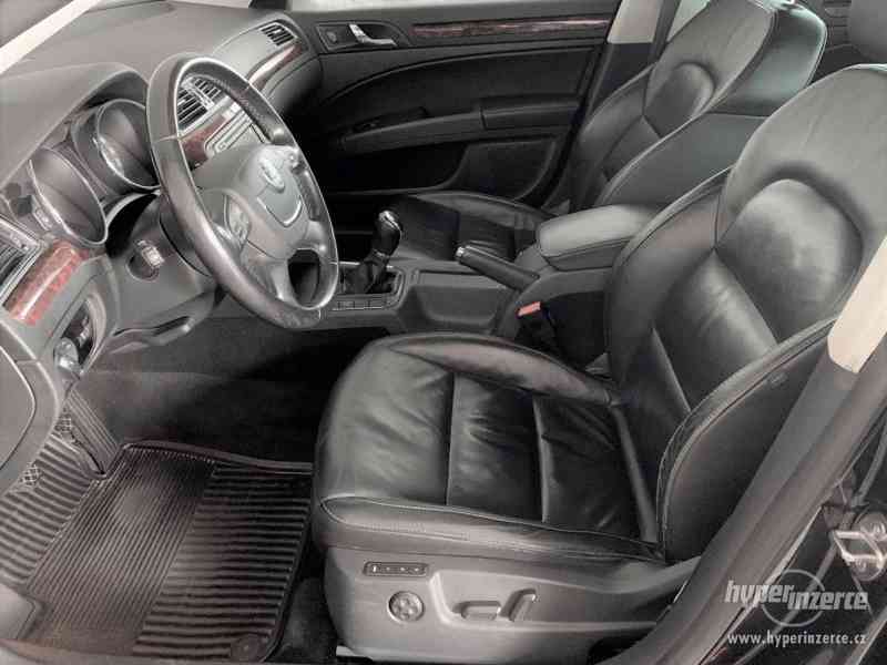 Škoda Superb II kombi Elegance 2.0 TDi 125kw, Xenon - foto 10
