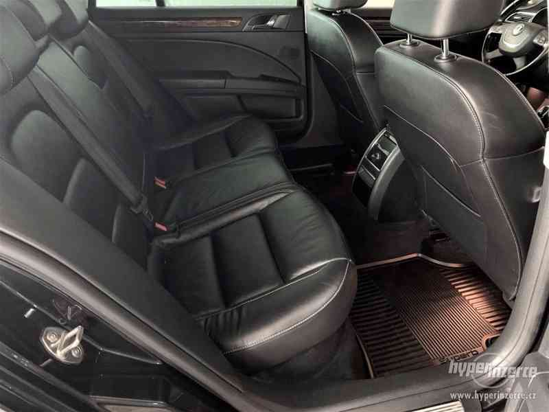 Škoda Superb II kombi Elegance 2.0 TDi 125kw, Xenon - foto 12