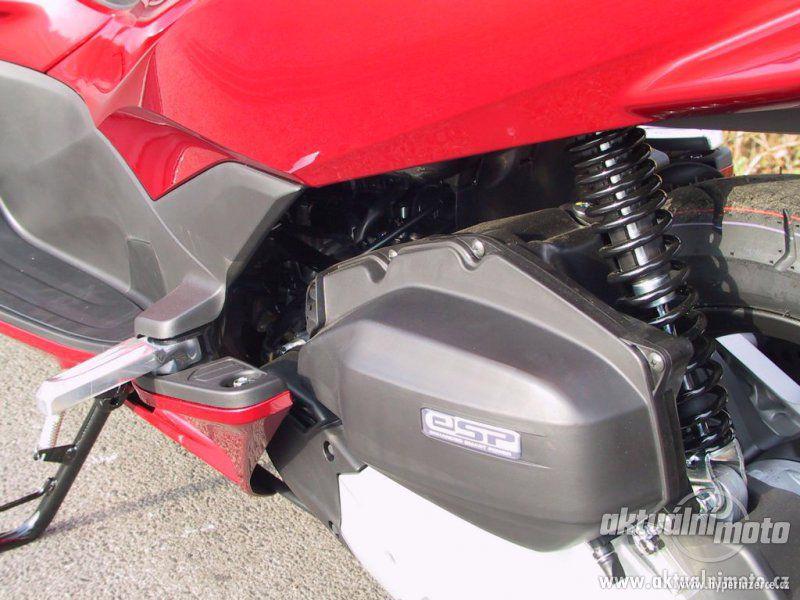 Prodej motocyklu Honda PCX 125 - foto 6