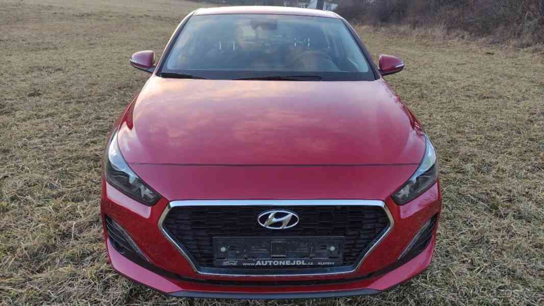 Hyundai i30 1,0   fastback - foto 6