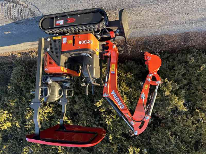 Bagr YANMAR třívalec 1300 kg CR13 + lžíce - AKCE - foto 3