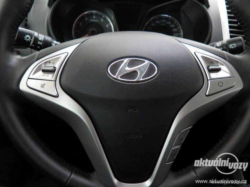 Hyundai ix20 1.6, benzín, r.v. 2015 - foto 17