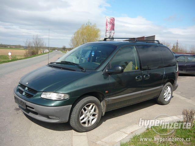 Chrysler Voyager 3,8 LX 4x4 AWD 2000 TOP STAV - foto 2