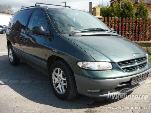 Chrysler Voyager 3,8 LX 4x4 AWD 2000 TOP STAV - foto 7
