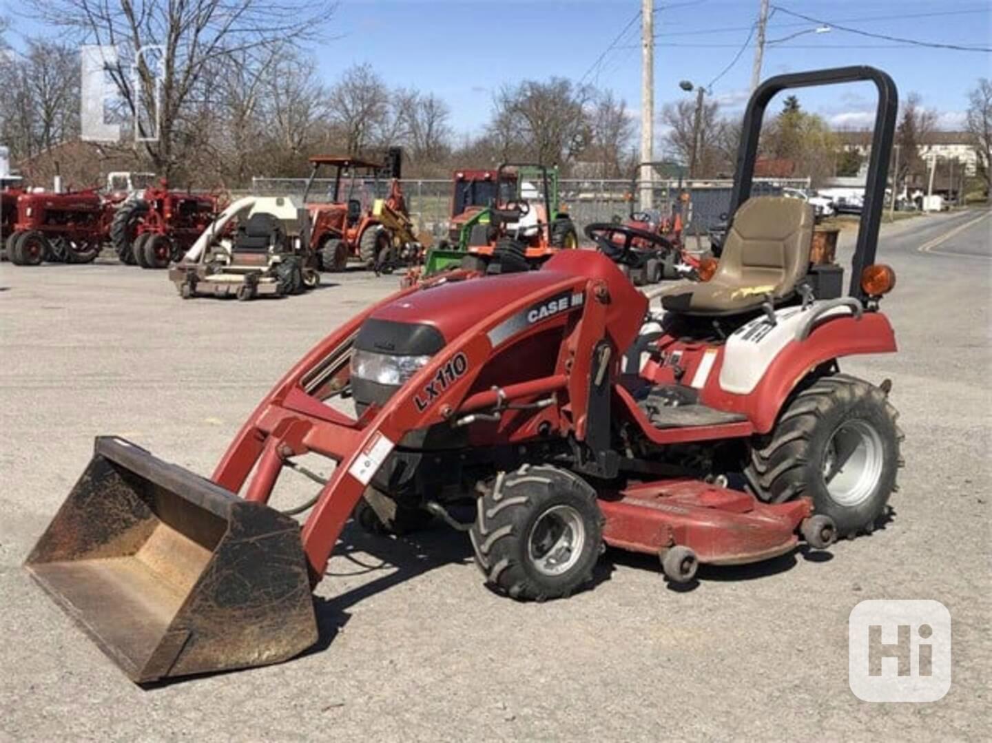 Traktor CASE IH DX25E - foto 1