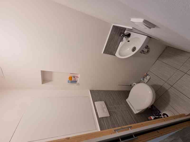 Pronájem bytu 1+1 ve Vsetíně, 46m2 + 6m2 dvě zasklené lodžie - foto 8