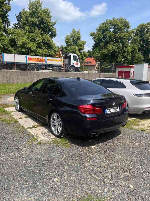 BMW Řada 5 0,0 M 550 D xdrive 280 kW - foto 2
