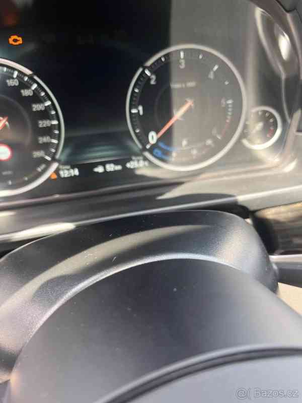 BMW Řada 5 0,0 M 550 D xdrive 280 kW - foto 5