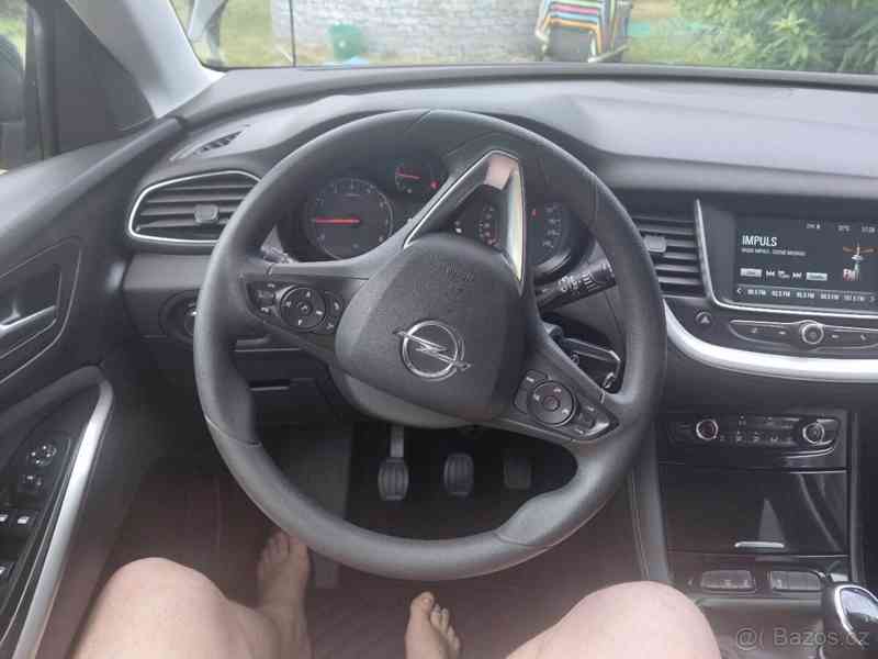 Opel Grandland 1,2   X benzin 96kw - foto 20