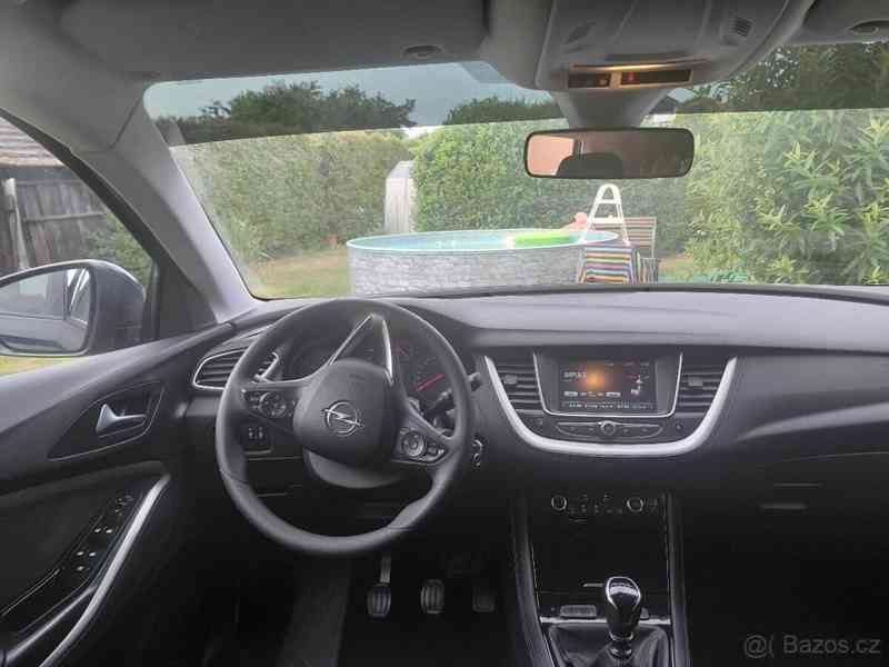 Opel Grandland 1,2   X benzin 96kw - foto 11