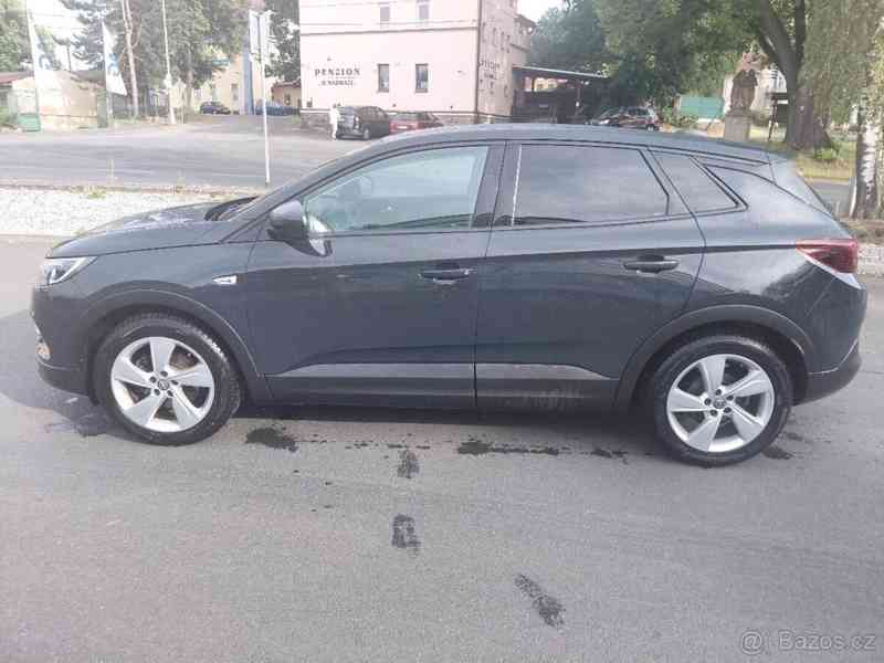 Opel Grandland 1,2   X benzin 96kw - foto 8
