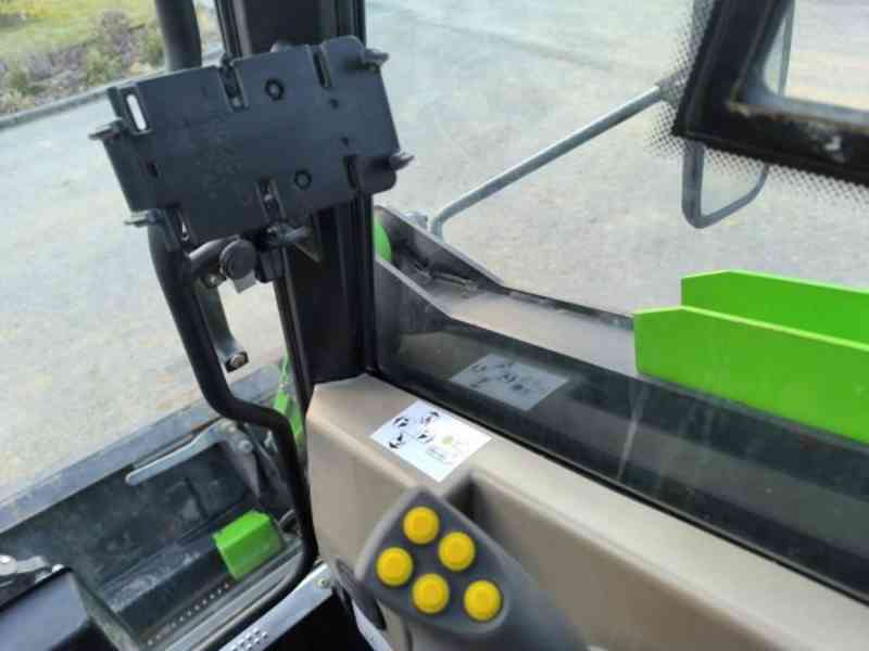 zánovní! 5t ele smykový nakladač Kovaco Elise 900 +vidle - foto 6