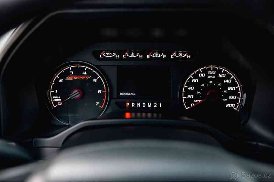 Ford F-150 - foto 10