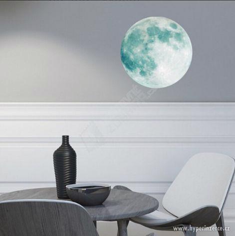 -40% SLEVA Fluorescenční samolepka na zeď – Měsíc - foto 4
