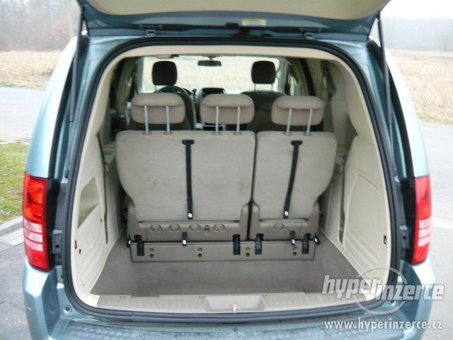 Chrysler Town Country 3,3 Flex Stown Go 2009 AKCE !! - foto 6