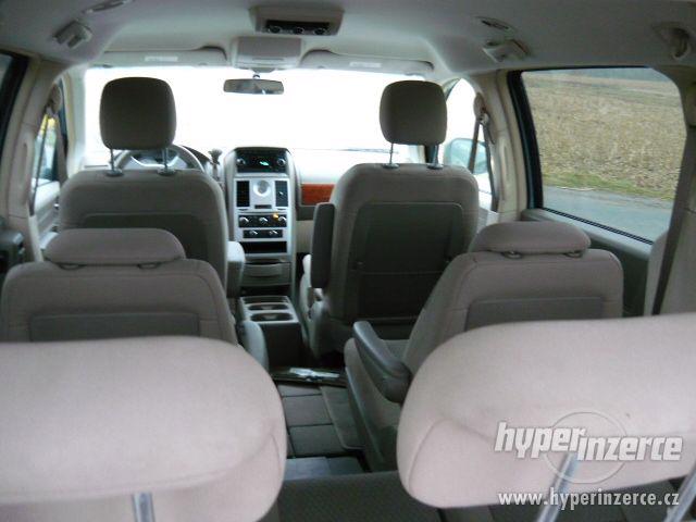 Chrysler Town Country 3,3 Flex Stown Go 2009 AKCE !! - foto 7