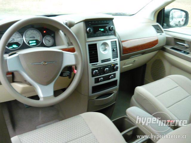 Chrysler Town Country 3,3 Flex Stown Go 2009 AKCE !! - foto 10