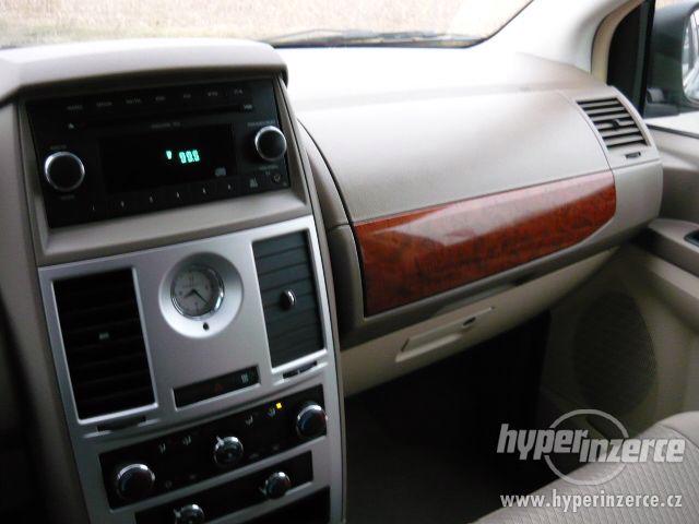 Chrysler Town Country 3,3 Flex Stown Go 2009 AKCE !! - foto 11