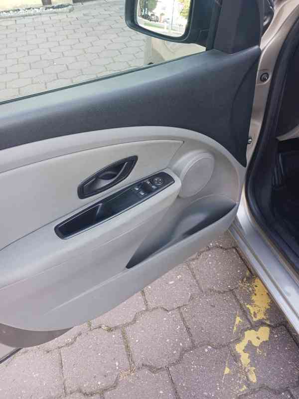 Renault Mégane 3 - foto 15