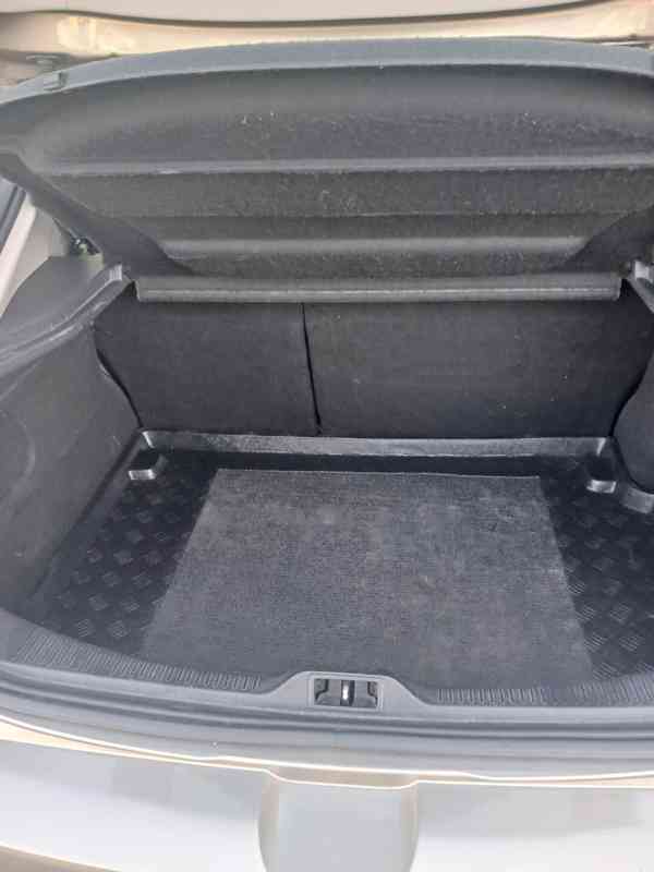 Renault Mégane 3 - foto 13