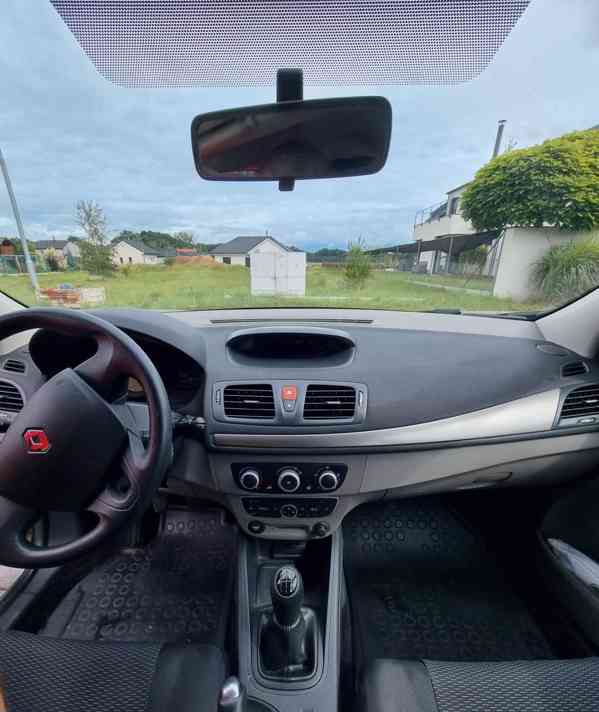 Renault Mégane 3 - foto 6