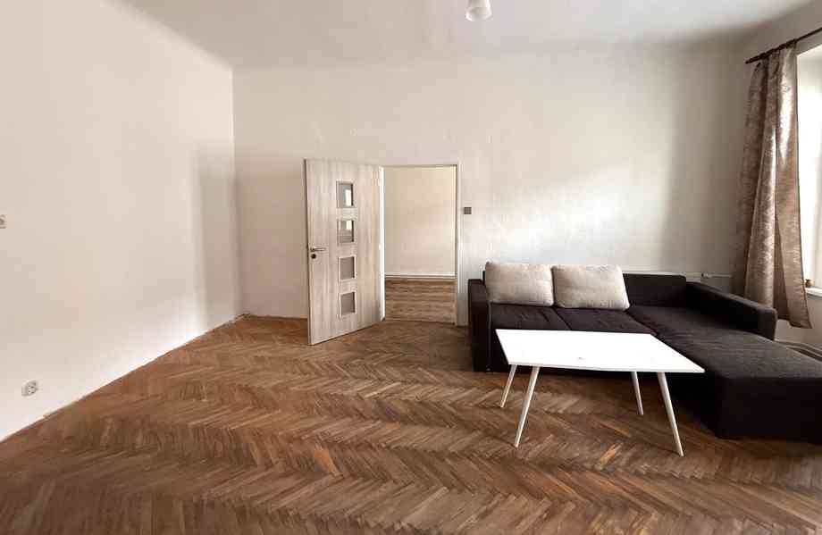 PRONÁJEM BYTU 3+KK V CENTRU BRNA NA ULICI PEKAŘSKÁ - foto 12