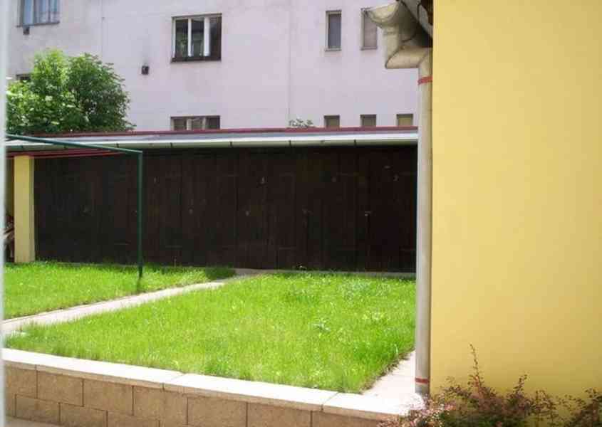 Pronájem bytu 1+kk 47 m² - foto 3