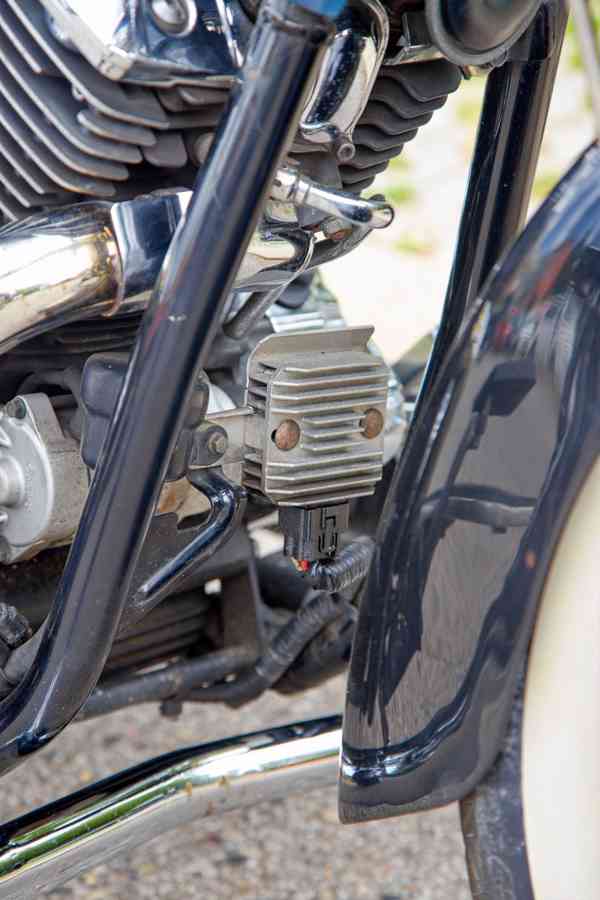 Yamaha XVS 1100A Dragstar Classic - foto 28