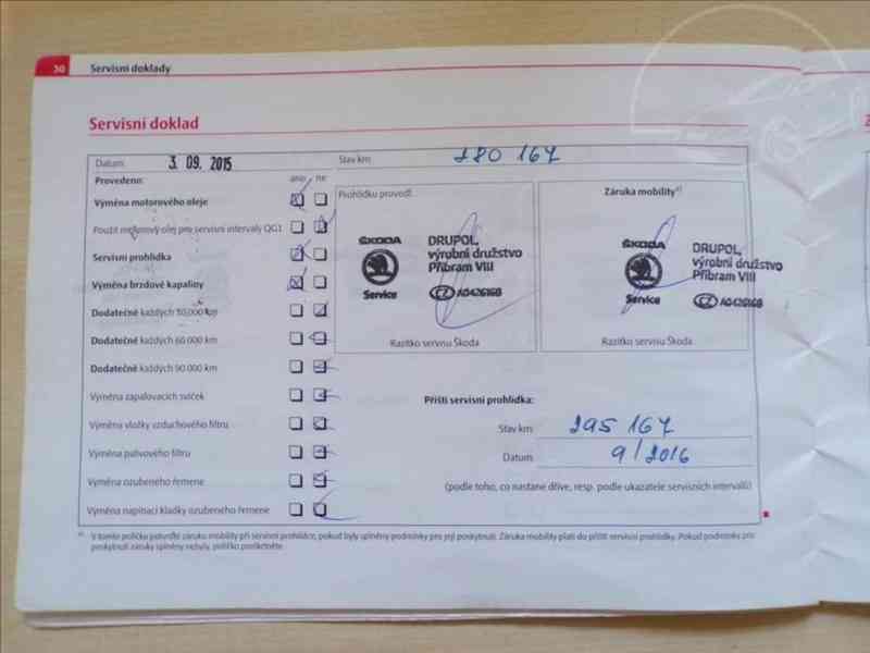 Škoda Octavia 1,8 TSI SERVISNÍ KNIHA - foto 17
