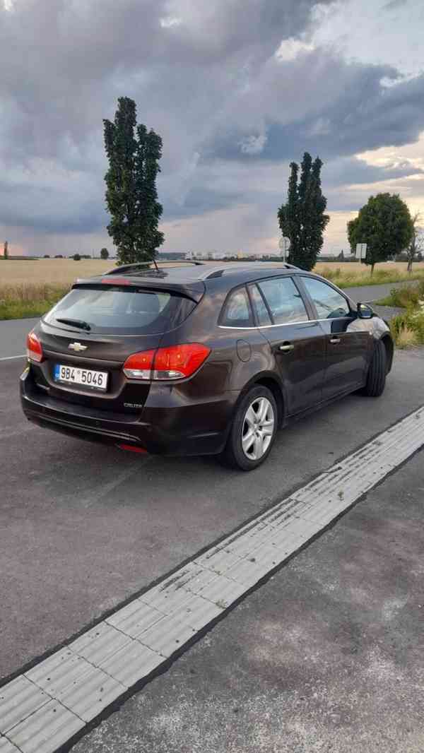 Chevrolet Cruze 2,0 - foto 4