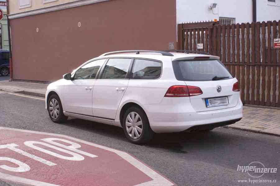 Prodám VW Passat B7 2.0 TDI r.v. 2012, DSG Bluemotion, Navi - foto 4